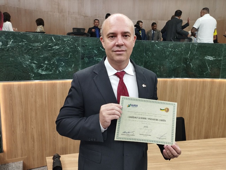 homenagem bernardo sayao