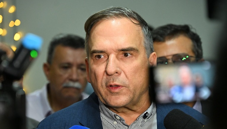 sandro mabel